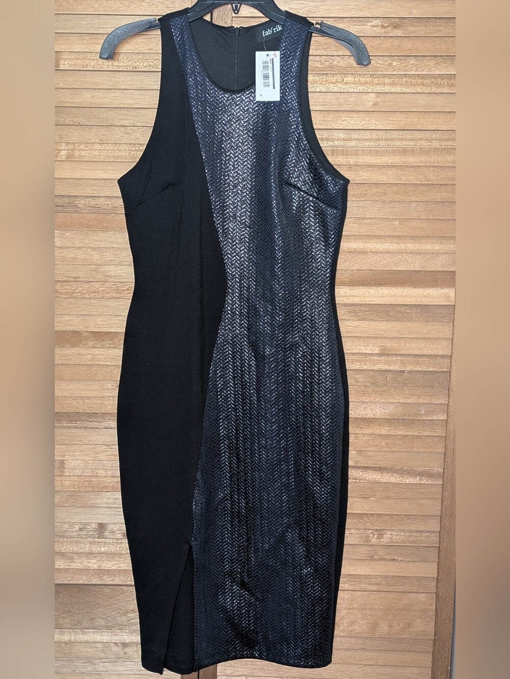Fab'rik Sleeveless Black Sheath Dress with Textured Panel NWT - Picture 2 of 11